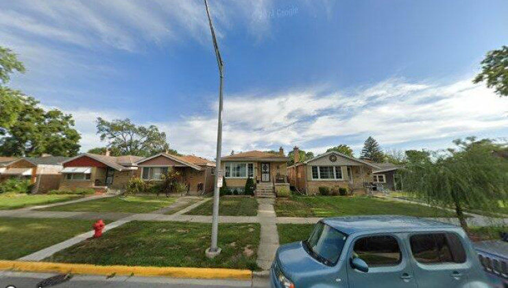 3325 adams st, bellwood, il 60104