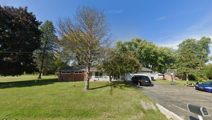 2402 aspen dr, johnsburg, il 60051