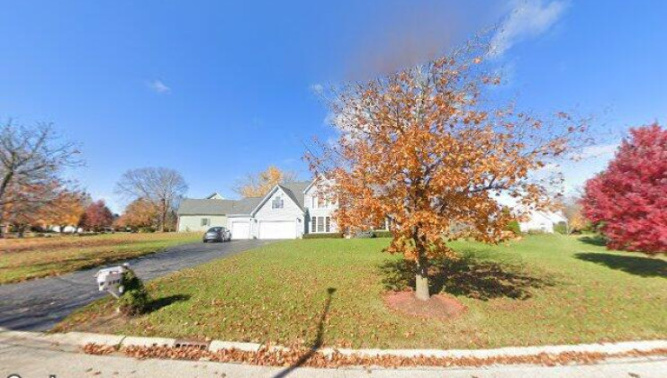 520 stony jill ln, crystal lake, il 60012