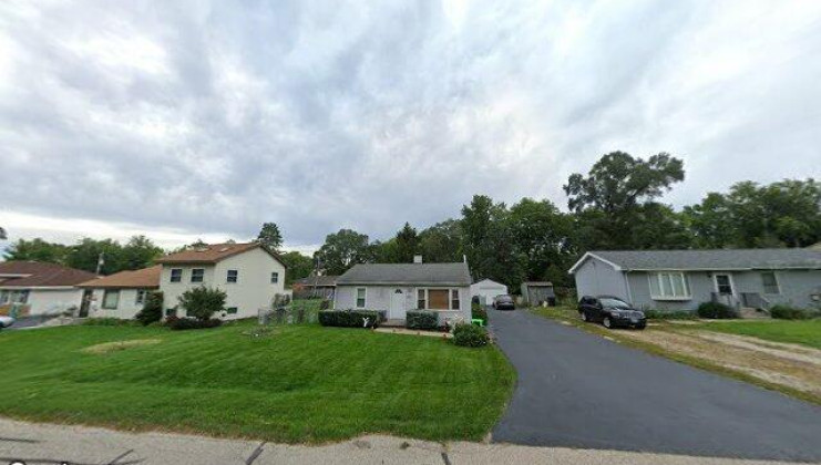 6706 hunters path, cary, il 60013