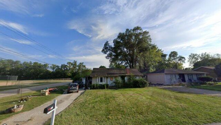 413 fairfield dr, island lake, il 60042