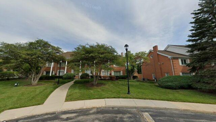 4 n tower rd, oak brook, il 60523