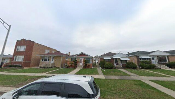 1033 32nd ave, bellwood, il 60104