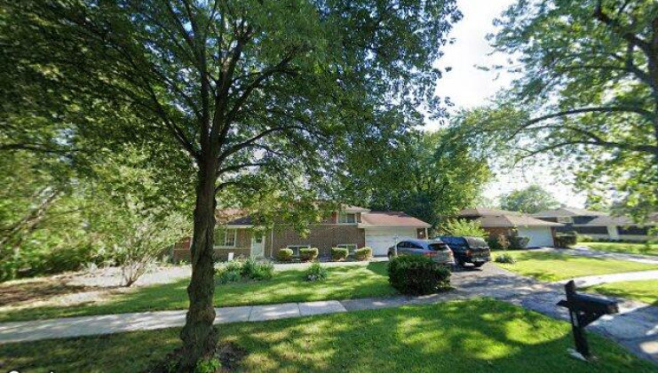 945 e holly way, palatine, il 60074