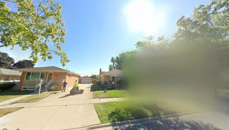 8447 n ozark ave, niles, il 60714