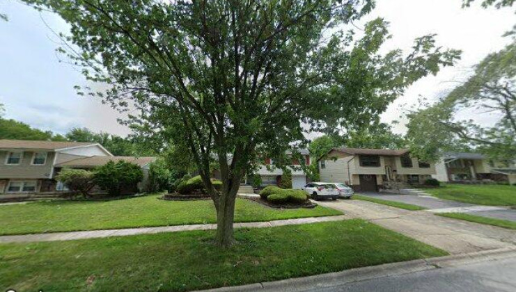 3423 birchwood dr, hazel crest, il 60429