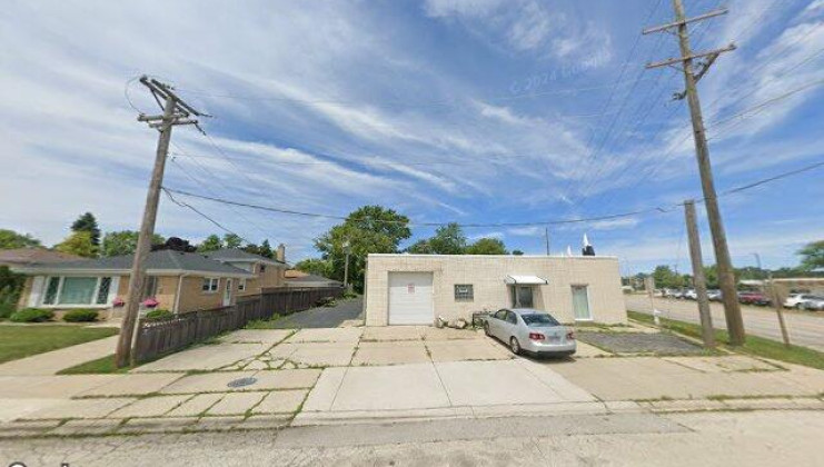 8430 waukegan rd, morton grove, il 60053