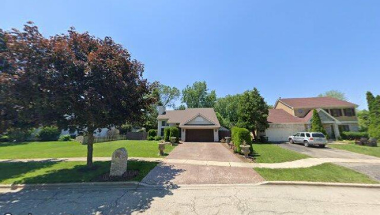 858 brentwood dr, west chicago, il 60185