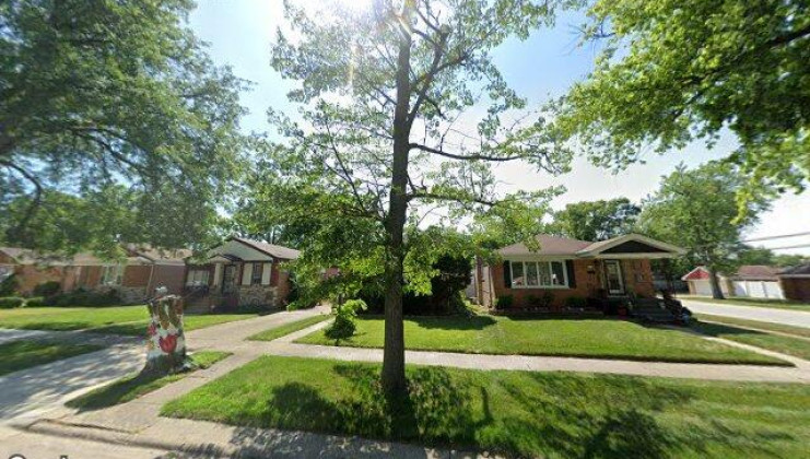 14404 dobson ave, dolton, il 60419