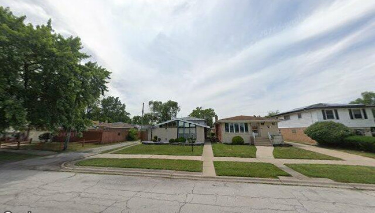 15332 irving ave, dolton, il 60419