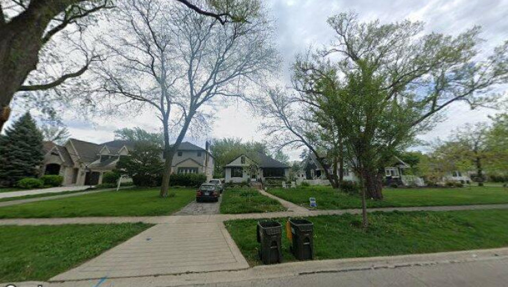 159 s delaplaine rd, riverside, il 60546