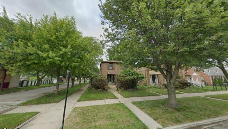8856 s normal ave, chicago, il 60620