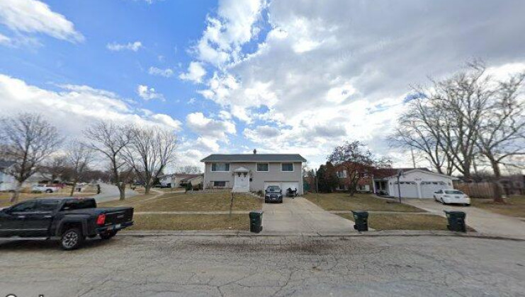 1585 w oakmont rd, hoffman estates, il 60169