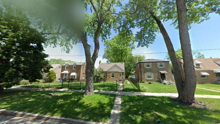 10141 s yates blvd, chicago, il 60617