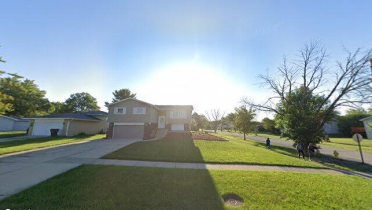 1045 blackhawk dr, university park, il 60484
