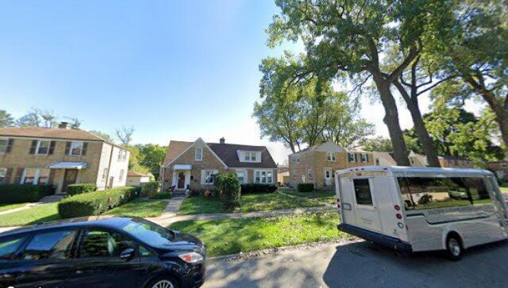 1661 linden st, des plaines, il 60018