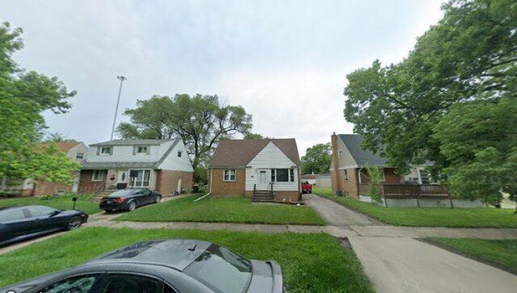 17420 roy st, lansing, il 60438