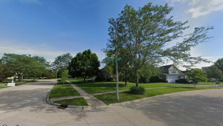 1622 durham ct, crystal lake, il 60014