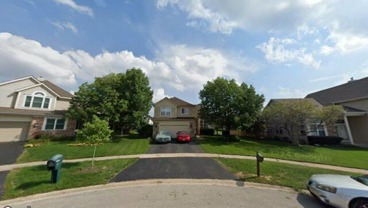 1555 mission ct, bartlett, il 60103