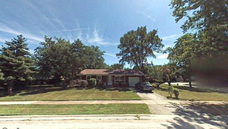 3213 woodworth pl, hazel crest, il 60429