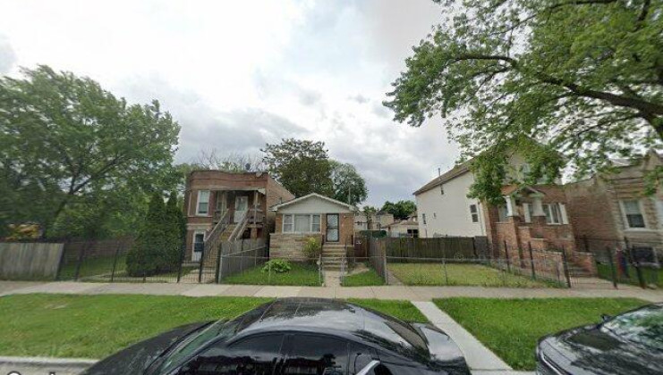 4909 w augusta blvd, chicago, il 60651