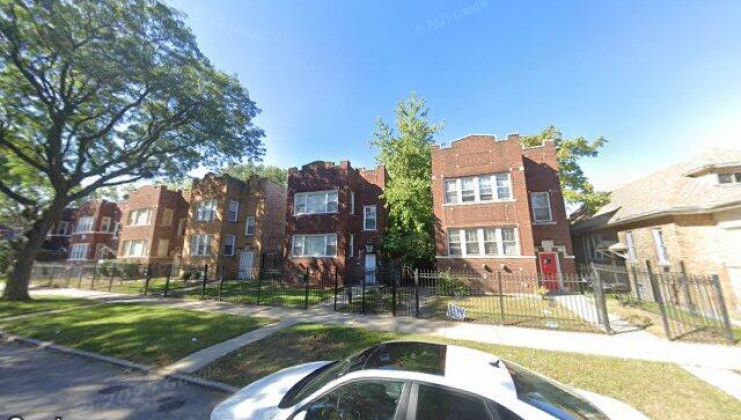 8114 s manistee ave, chicago, il 60617