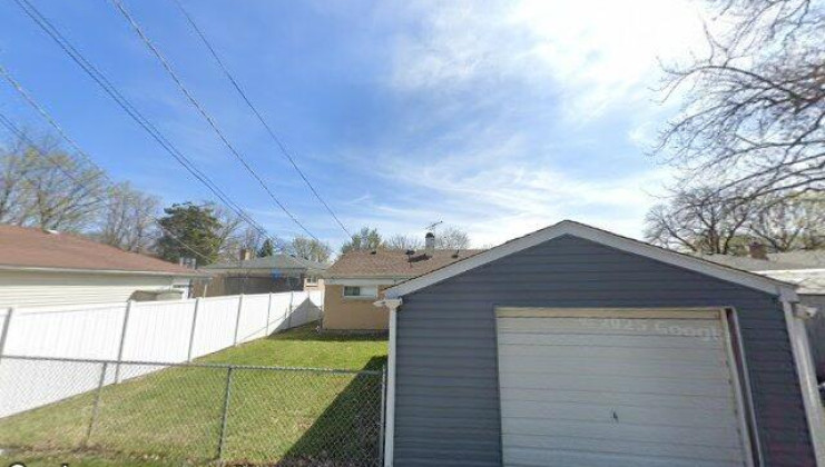 2113 seward st, evanston, il 60202