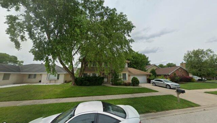 18344 country ln, lansing, il 60438