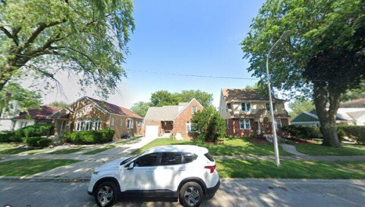 13829 s state st, riverdale, il 60827