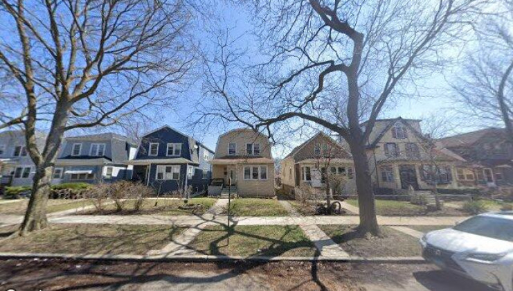 2033 darrow ave, evanston, il 60201