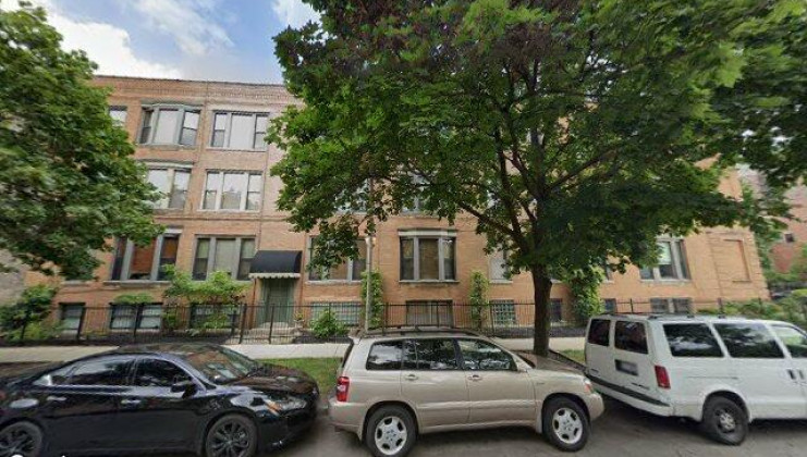 3901 n fremont st unit 2s, chicago, il 60613
