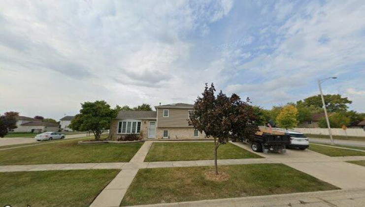 793 six pines dr, romeoville, il 60446