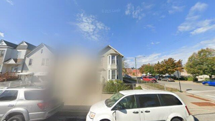 9000 s houston ave, chicago, il 60617