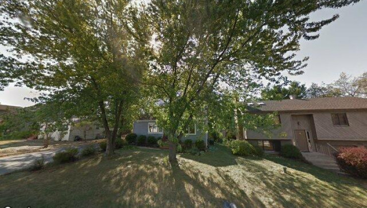 5411 oakwood dr, oakwood hills, il 60013