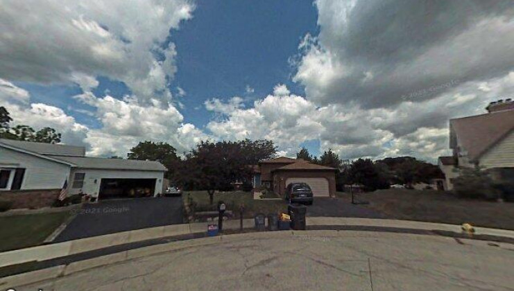 4832 crest ct, waukegan, il 60087