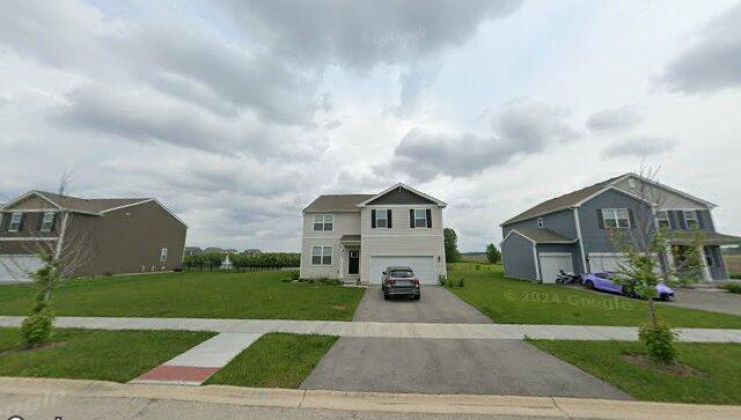 703 juniper st, oswego, il 60543