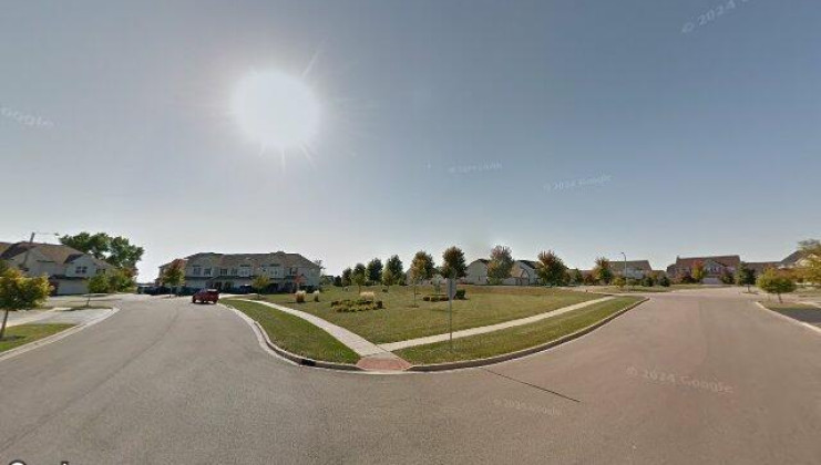 8301 pembridge ct, joliet, il 60431