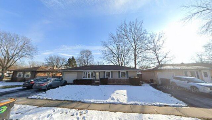 103 diane dr, streamwood, il 60107
