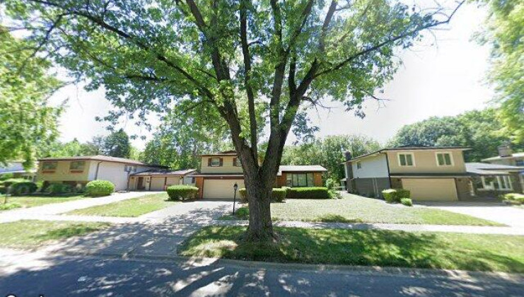 730 w sunset dr, glenwood, il 60425