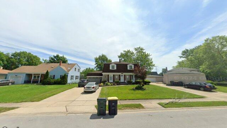 18937 louise dr, lansing, il 60438