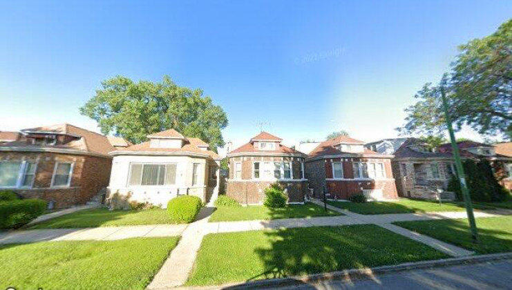 8031 s princeton ave, chicago, il 60620