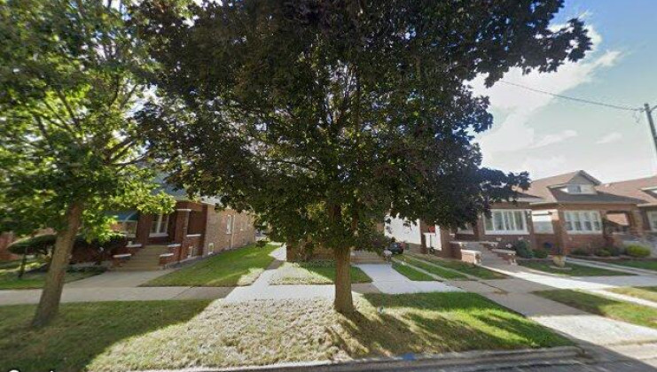 8034 s kenwood ave, chicago, il 60619