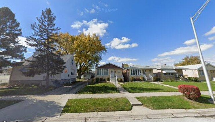 7812 natchez ave, burbank, il 60459
