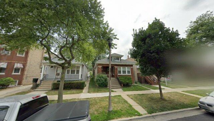 1227 highland ave, berwyn, il 60402