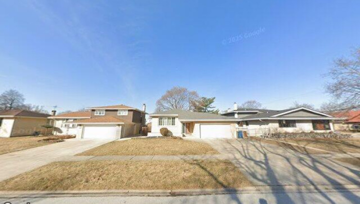 9604 s kolmar ave, oak lawn, il 60453