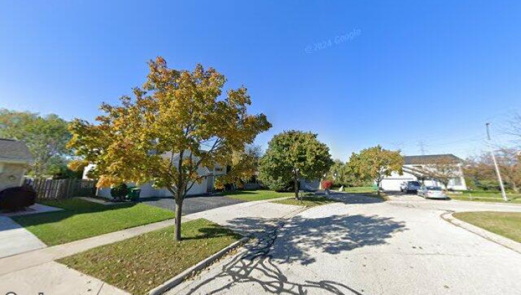 740 greenview ln, wheeling, il 60090