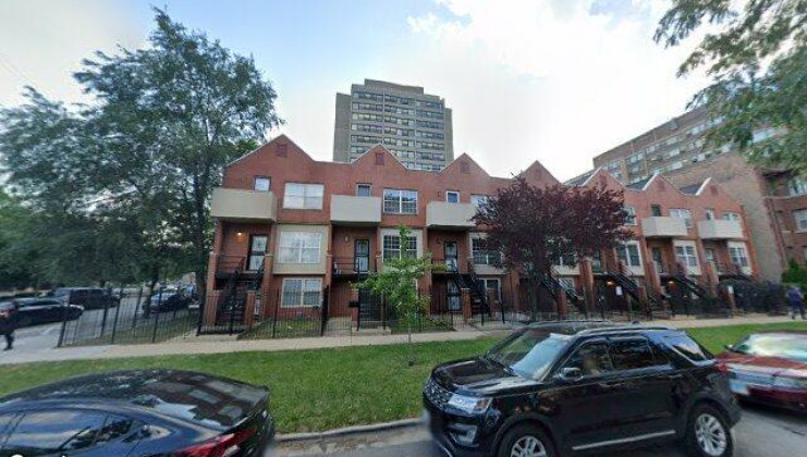 4656 s ellis ave, chicago, il 60653