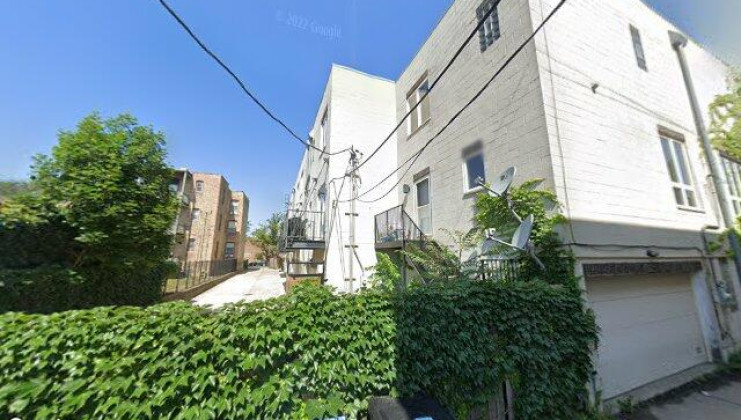 909 e 62nd st, chicago, il 60637