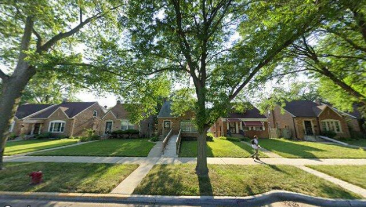 12526 s lowe ave, chicago, il 60628