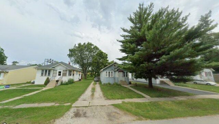 324 e beach st, villa park, il 60181